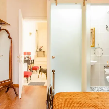 Gallo House Bed & Breakfast