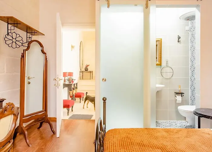 Gallo House Bed & Breakfast